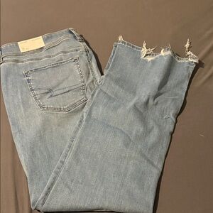 American Eagle Outfitters Light Blue Cropped Jeans